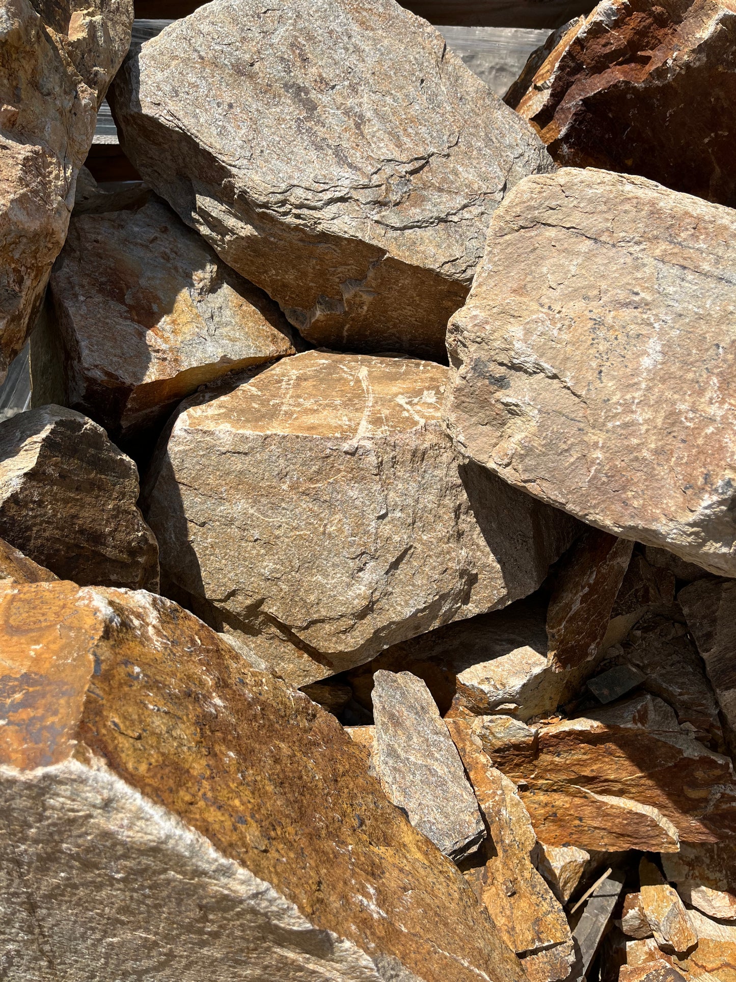 Rocaille - Gneiss Montaigut