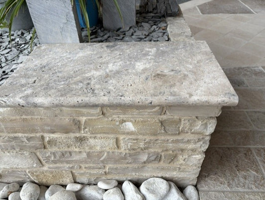 Margelle travertin gris