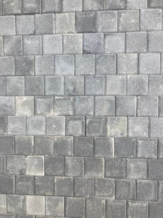 Pavé en béton gris ardoise 12x12cm