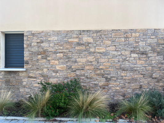 Placage Granit Péaule