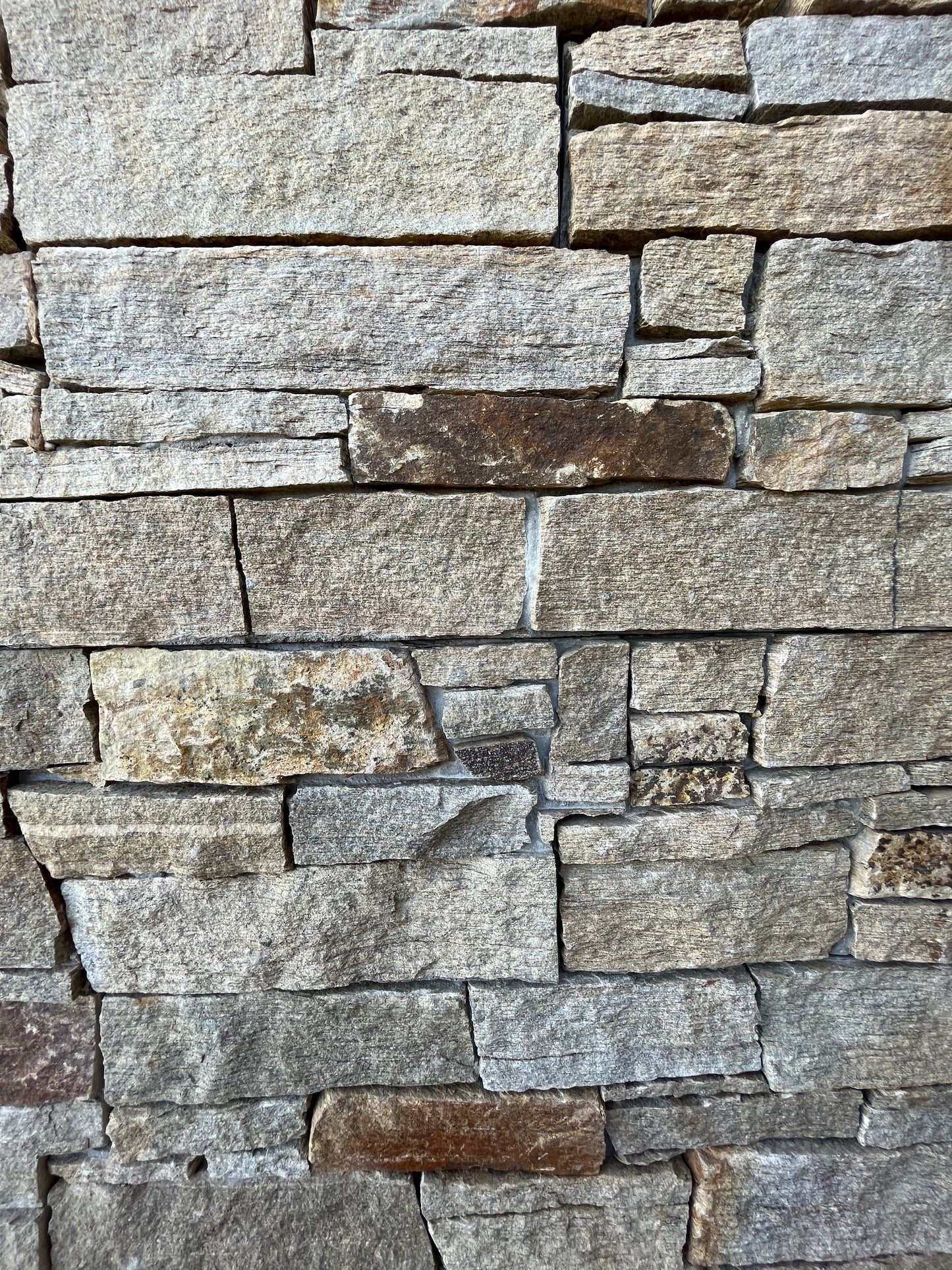 Barrette Gneiss